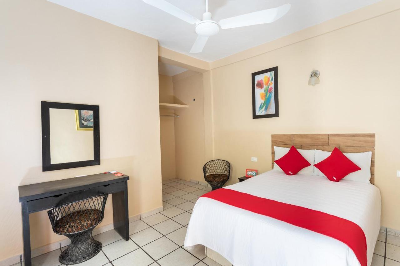 Hotel Costa Azul Четумал Екстериор снимка