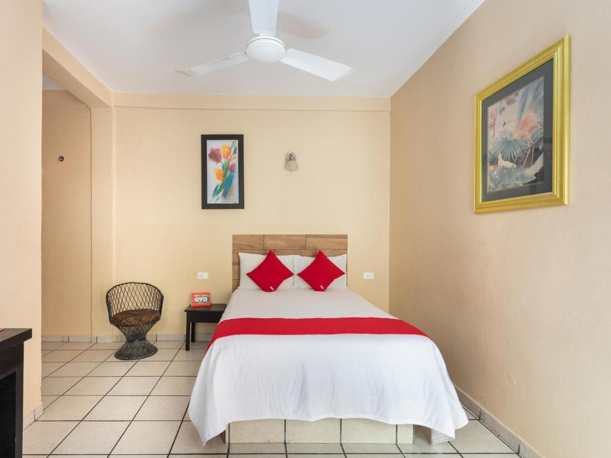 Hotel Costa Azul Четумал Екстериор снимка